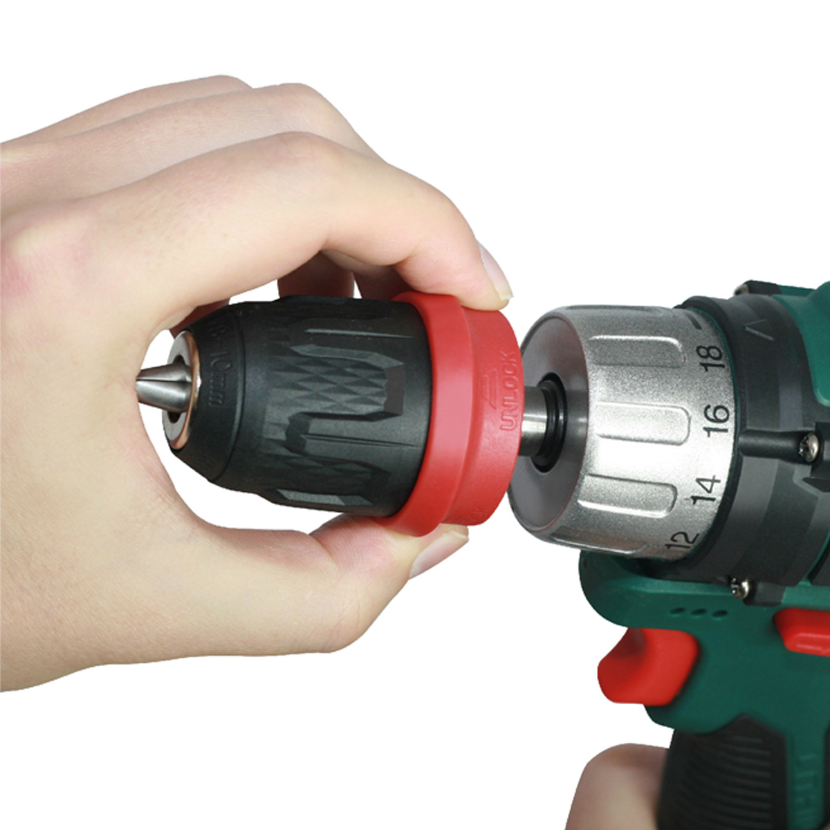 DC 18MF Дрель-шуруповёрт аккумуляторная 18В, 2Ач, 30Нм Li-ion съём.патрон FAVOURITE - фото 3 - dreli_shurupoverty_akkumuliatornye 